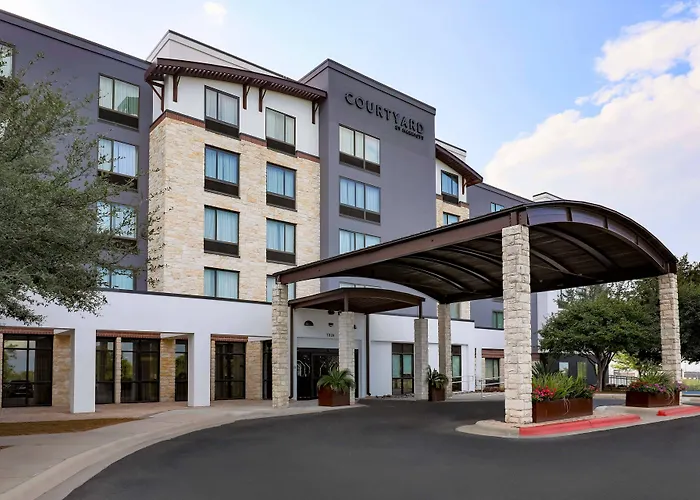 Courtyard Austin Airport Hotel
